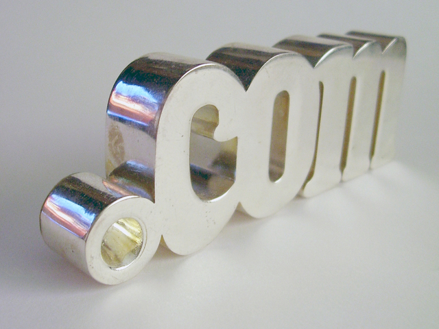 mezinárodní doména v 3D provedení s lesklým povrchem